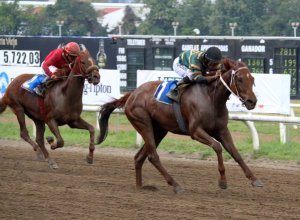Bella Vecina (PAN) se repuso de una mala partida para ganar la Copa Velocidad. Foto Cortesía de Egbert Lewis